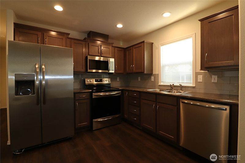4th image of 3255 S 181st Street #97