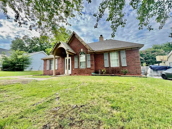6682 E Elmore Woods Cv, Memphis, TN 38134