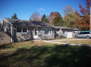 10145 Prince Dr, Saint Louis, MO 63136