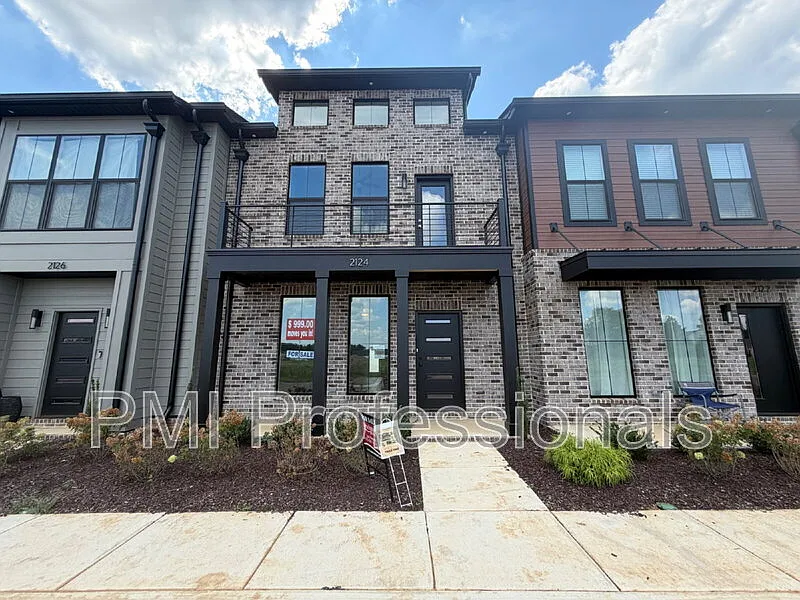 3 bed, 2.5 bath, 1842 sqft, $2,449 — Photo 1