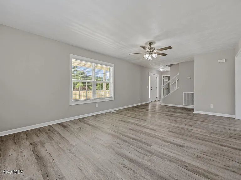 5312 Swanns Station Rd — Photo 10