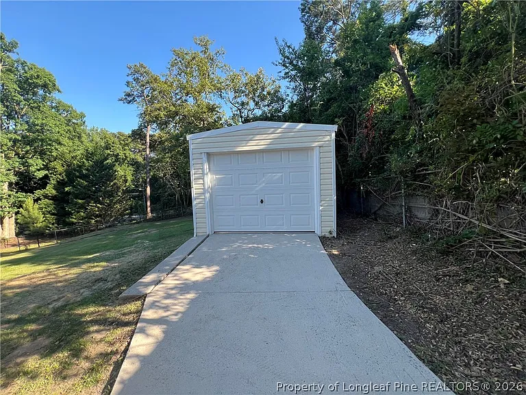 1905 McPherson Ave — Photo 27