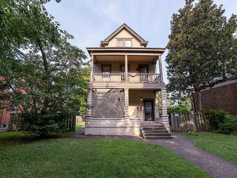 1406 S. 1st Street — Photo 1
