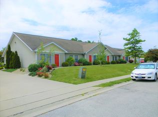 102 N Gordon Ln, Carbondale, IL 62901