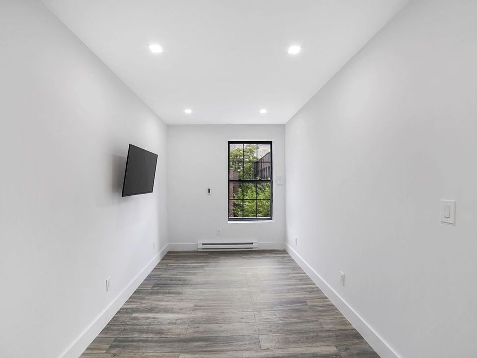 1st image of 11920 Union Tpke APT E2a2