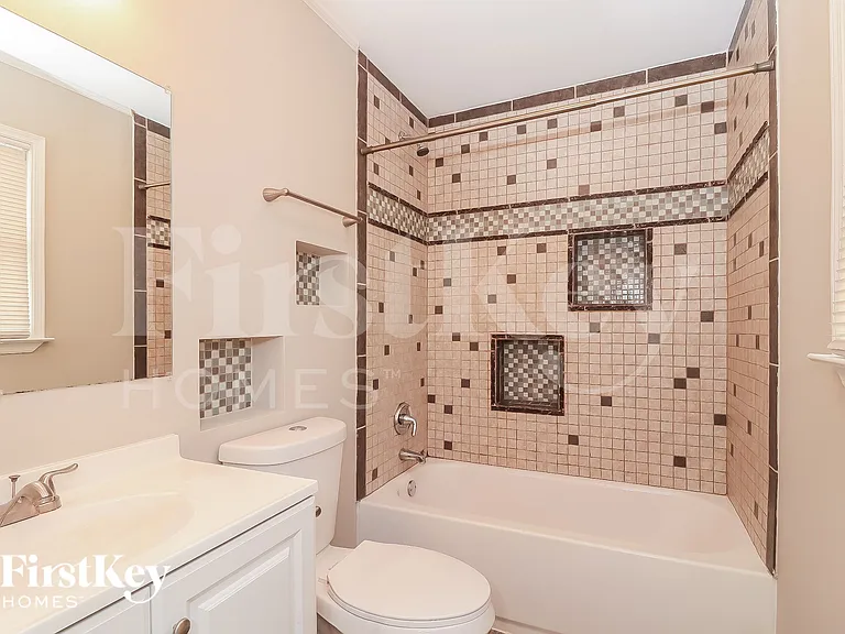 5531 Concord Cir — Photo 14