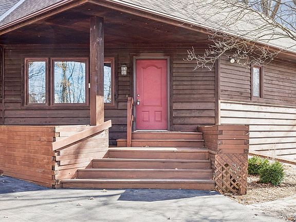 3rd image of 4425 Holm Oak Ln N