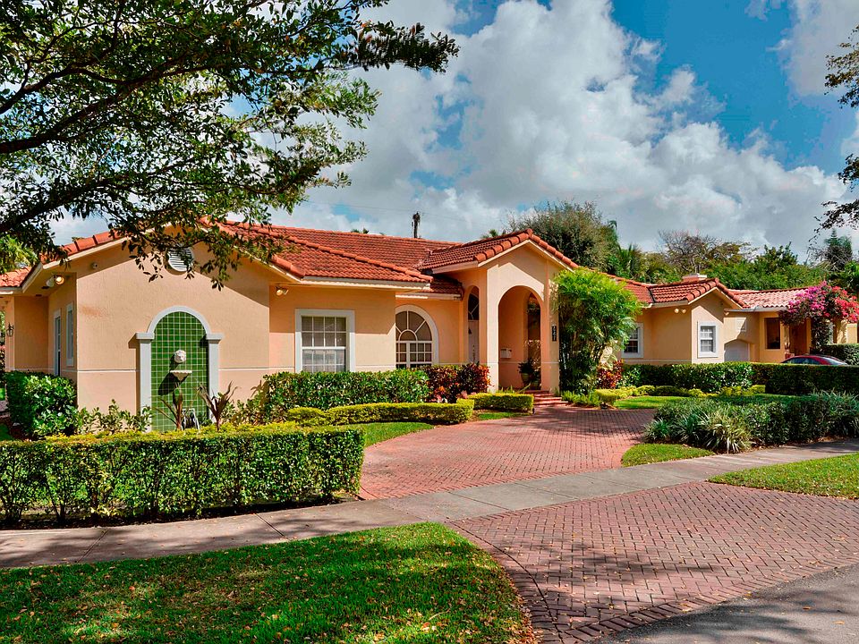 1st image of 647 Zamora Ave