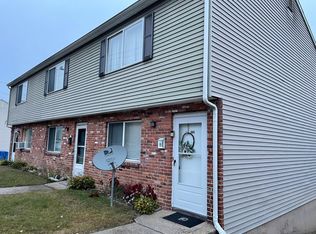 543 Emmett St, Bristol, CT 06010