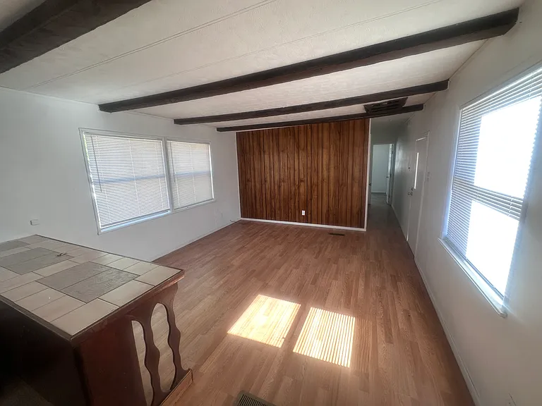 222 Airport Dr #5 — Photo 8