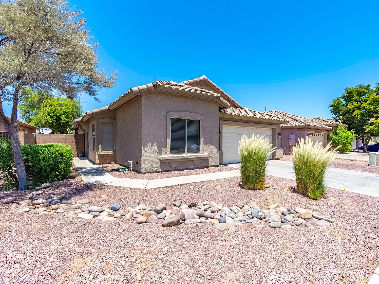 3 bed, 1668 sqft, $2,000 — Photo 3