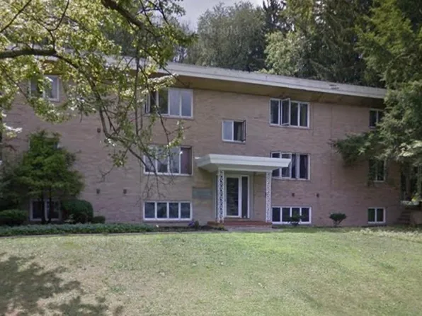 808 39th St NE APT 3A, Canton, OH 44714