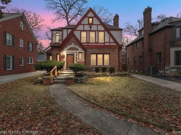19540 Stratford Rd, Detroit, MI 48221