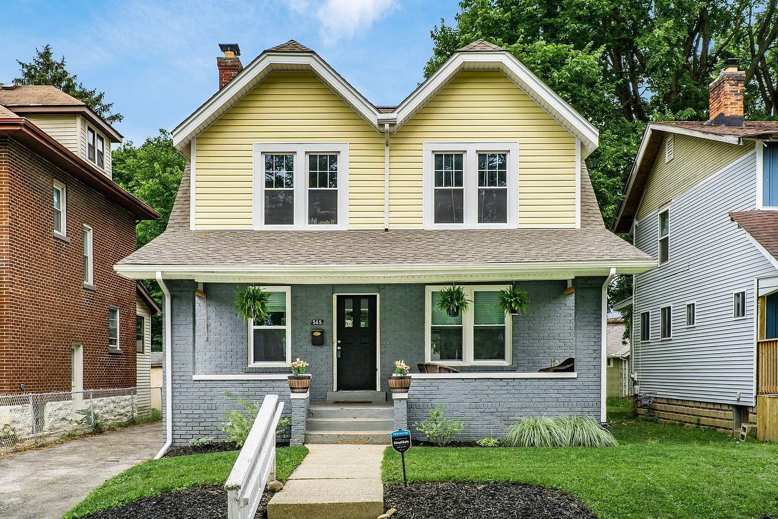 565 Bulen Ave photo 1