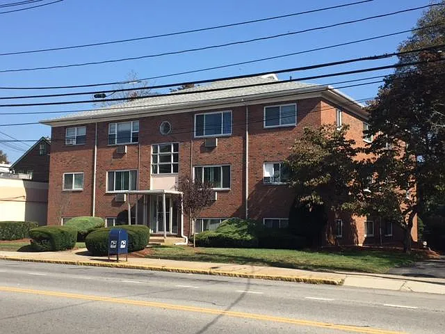 1033 Massachusetts Ave