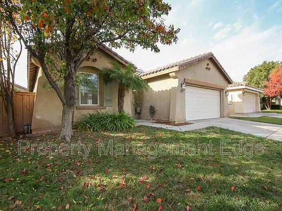 2nd image of 127 Fuerte Ct