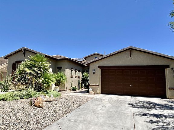 4th image of 126 E Blue Lagoon Dr