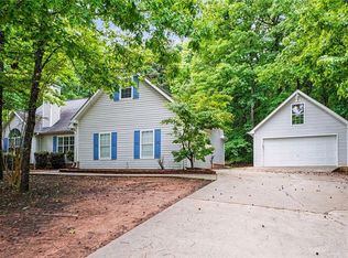 240 Dillion Dr, Hampton, GA 30228