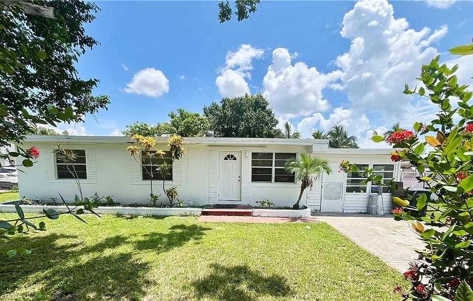 1st image of 3926 Seminole AVE