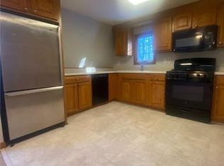 43 Lucks Rd #B, Greenfield Park, NY 12435