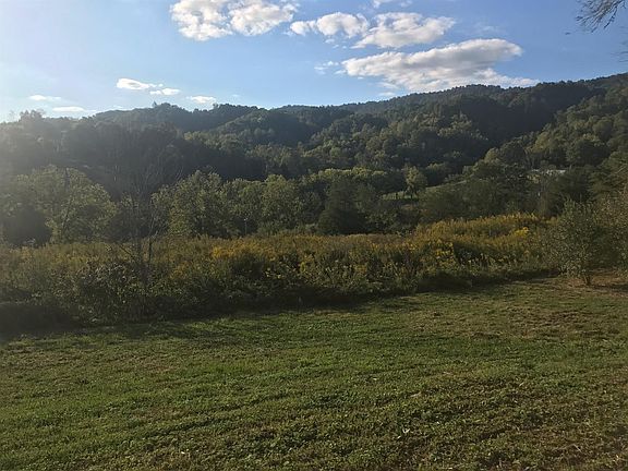 5th image of 198 Forest Hill Dr