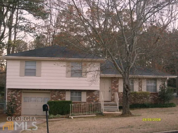 67 Hawthorne Dr, Riverdale, GA 30274