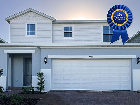 Front Exterior View of a Modern Central Florida Home