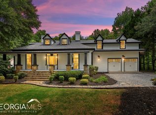 10465 Woodstock Rd, Roswell, GA 30075