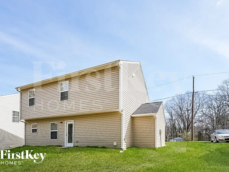 813 Pine Circle Dr — Photo 14