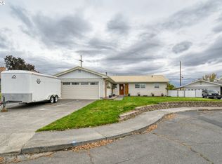 3222 SW Hailey Pl, Pendleton, OR 97801