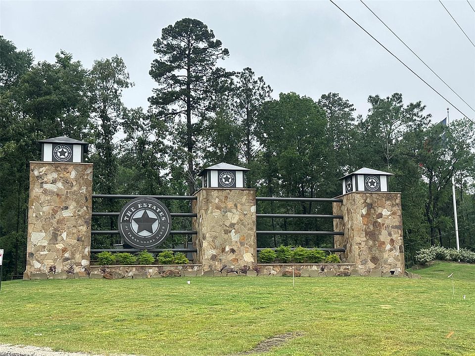 1st image of 149 Hollow Hill Dr