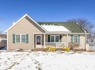 21 Fleetwood Rd, Staunton, VA 24401