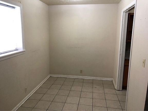 2nd image of 3422 Gertrude St APT 20