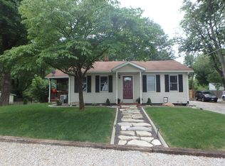 3123 W Delmar Ave, Godfrey, IL 62035