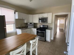 2219 Elmwood Ave, Berwyn, IL 60402