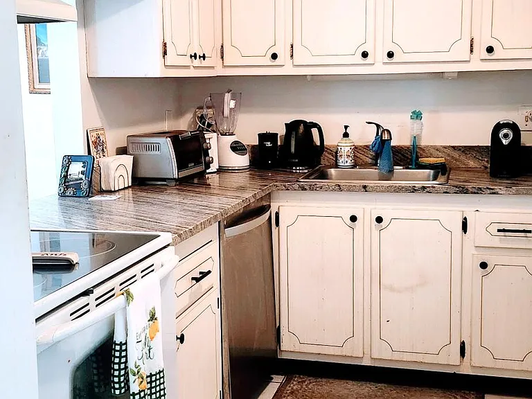 1516 S Lakeside Dr #206 — Photo 4