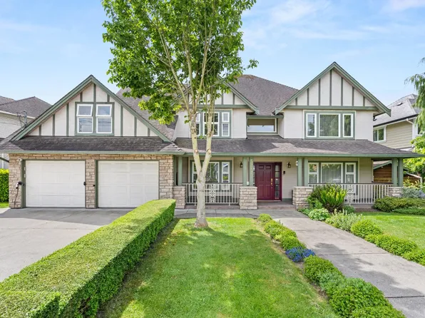 5287 Crescent Dr, Delta, BC V4K 2E1