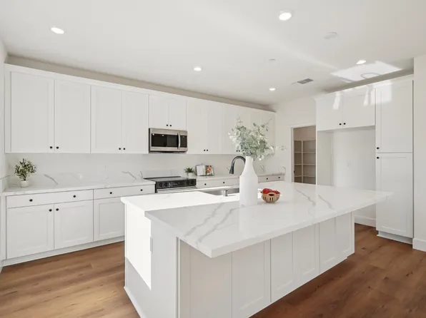 1015 Utah Dr, Placerville, CA 95667