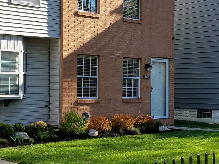 366 E Mithoff St — Photo 34