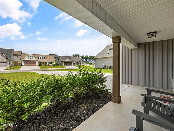 5th image of 7626 Bailey Landing Ln