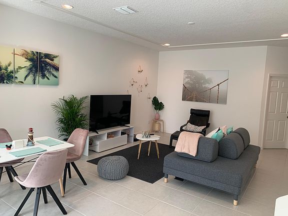 2nd image of 6808 Tussilago Way