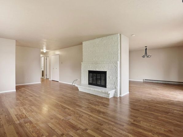 (undisclosed Address)