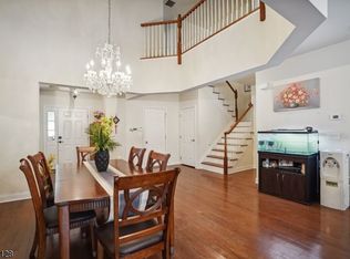 32 Cedar Gate Dr, Livingston, NJ 07039