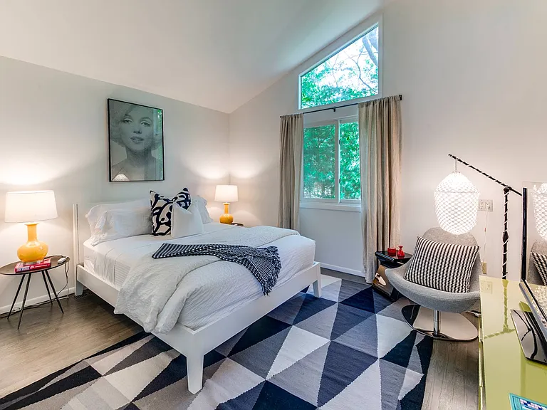 15 Karin Dr — Photo 16