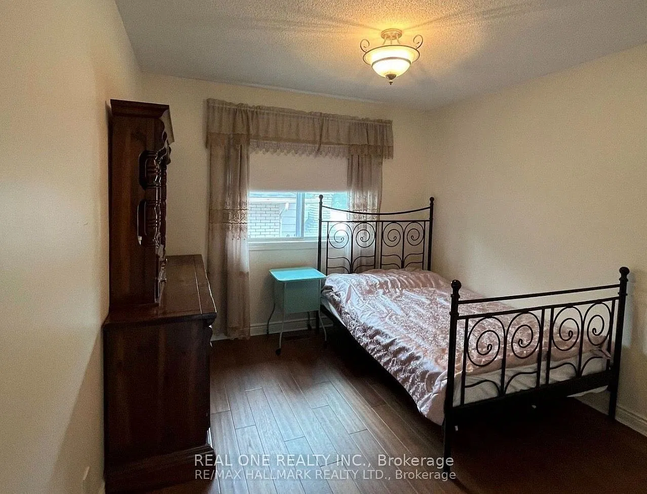 1 bed, $900 — Photo 2