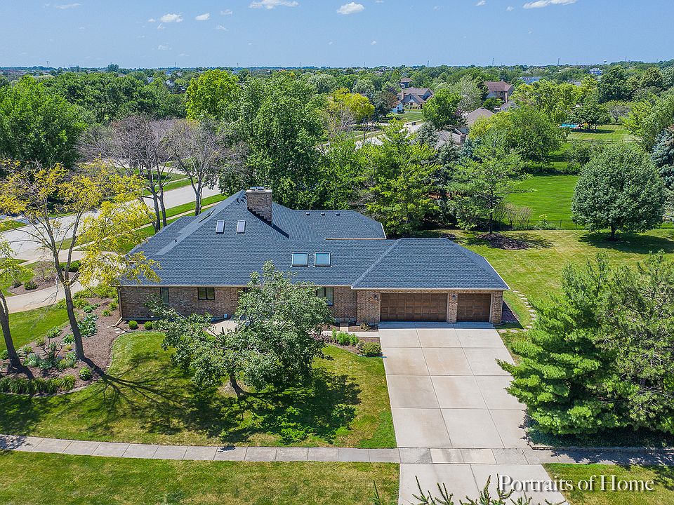 1st image of 24050 Brancaster Dr