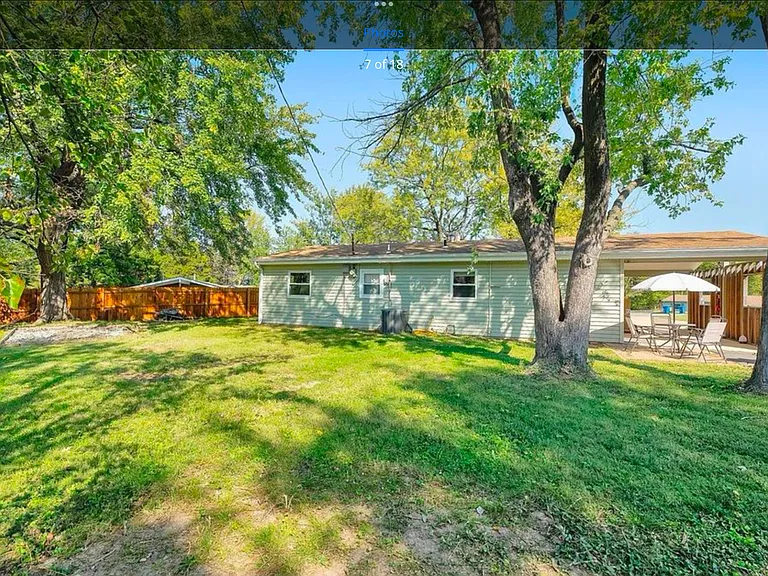 236 Warner Ct — Photo 13