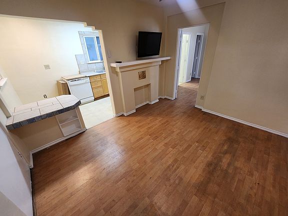 3rd image of 4243 41st St