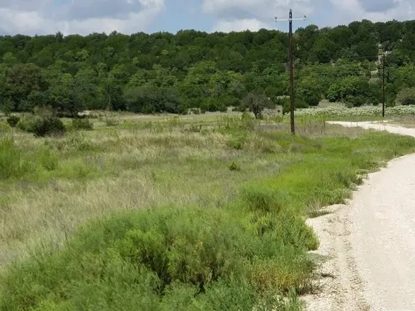 49 County Road 3900, Lampasas, TX 76550