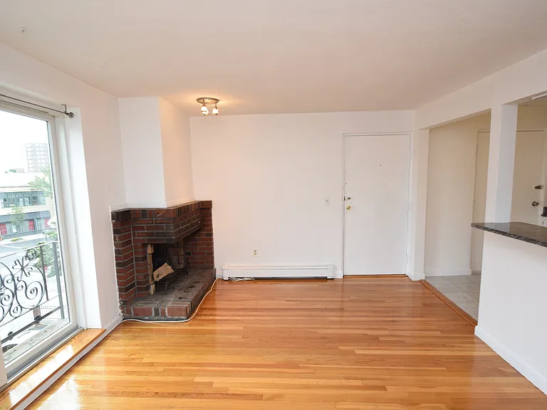 135 Inman St #12 — Photo 8